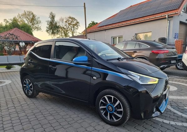 Toyota Aygo cena 38900 przebieg: 153312, rok produkcji 2018 z Przasnysz małe 352